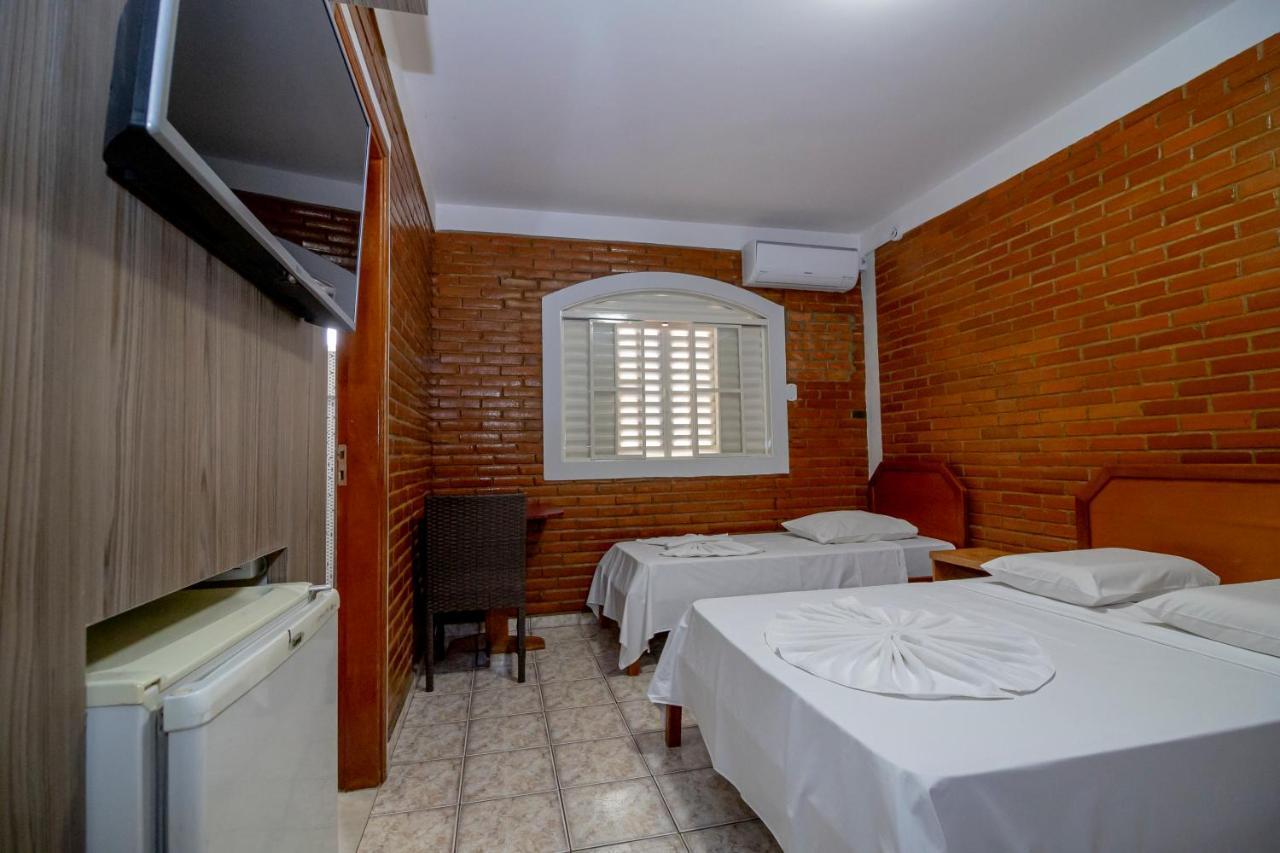 Pousada Recanto Das Caldas Caldas Novas Bagian luar foto